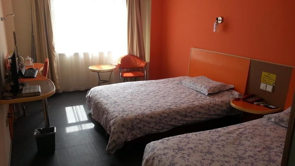 Motel 168 Hotel Urumqi Bagian luar foto